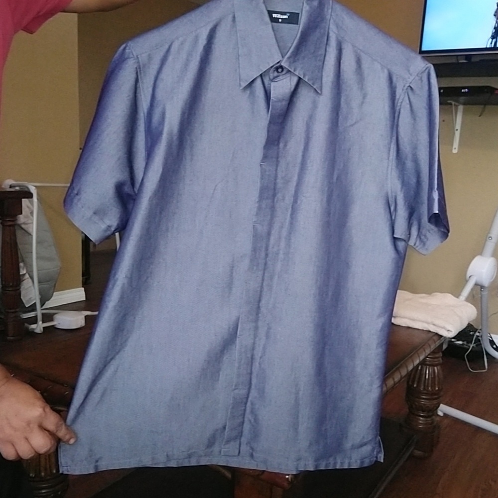 Short sleeve button down shirt